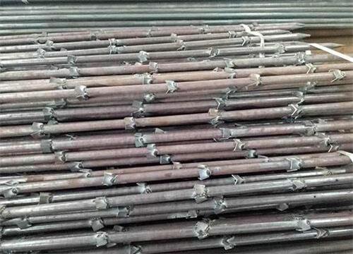 乐昌隧道钢花管